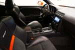 Vue de la console centrale avec levier de vitesses