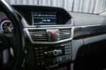 Rétroviseur latéral avec carrosserie réfléchissante