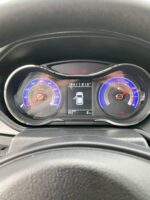 Vue du coffre avec accès ouvert et espace de chargement