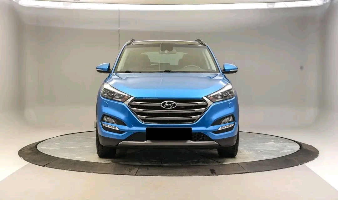 Volant Hyundai Tucson finition carbone et cuir