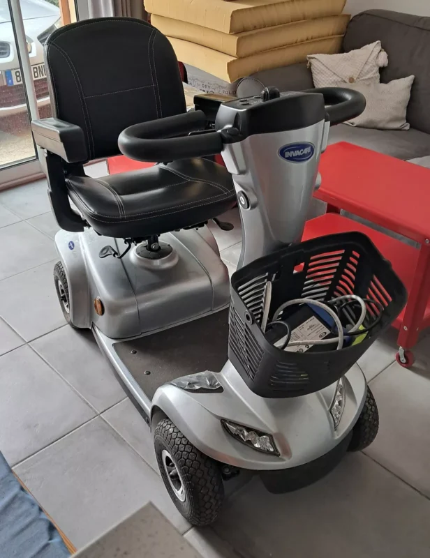 Invacare Leo vue avant